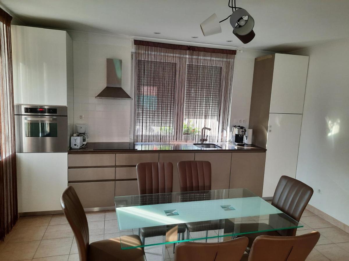 Balatinus Apartmanhaz Siófok Exterior foto
