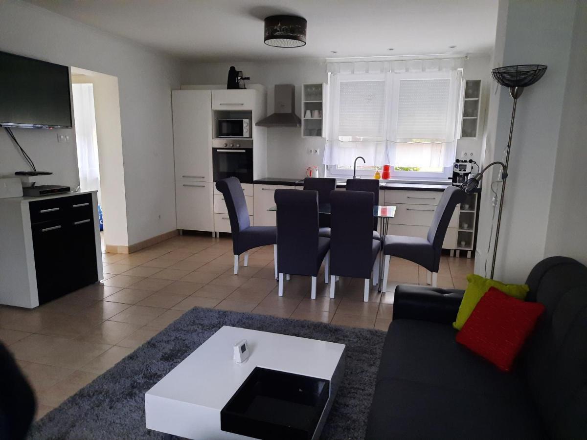 Balatinus Apartmanhaz Siófok Exterior foto