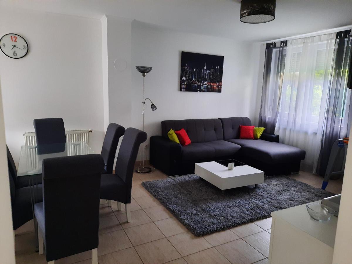 Balatinus Apartmanhaz Siófok Exterior foto