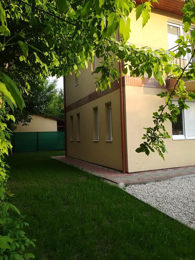 Balatinus Apartmanhaz Siófok Exterior foto