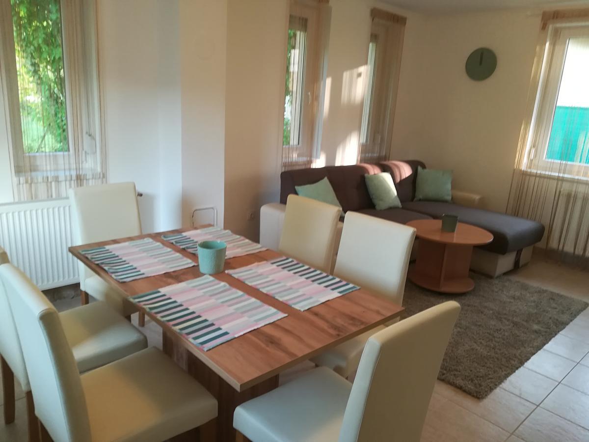 Balatinus Apartmanhaz Siófok Exterior foto