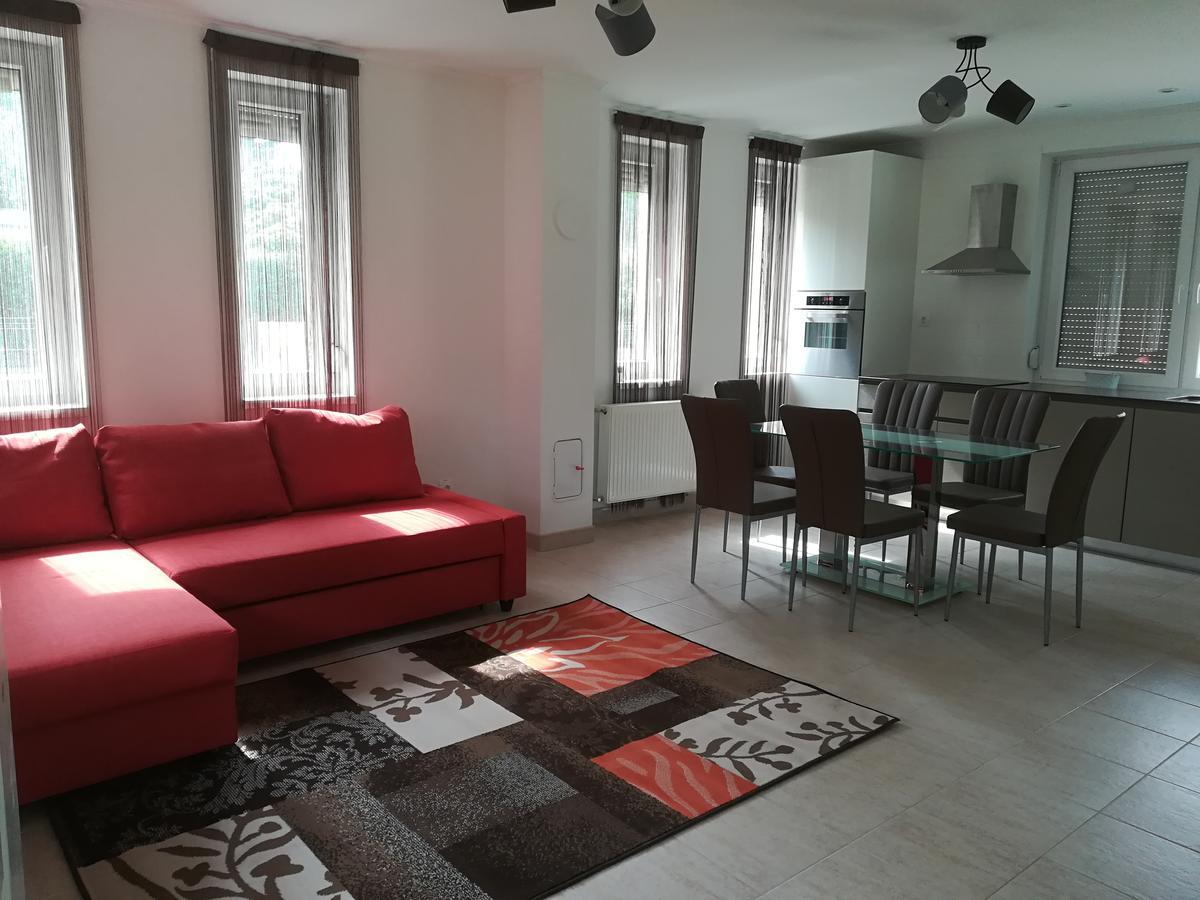 Balatinus Apartmanhaz Siófok Exterior foto